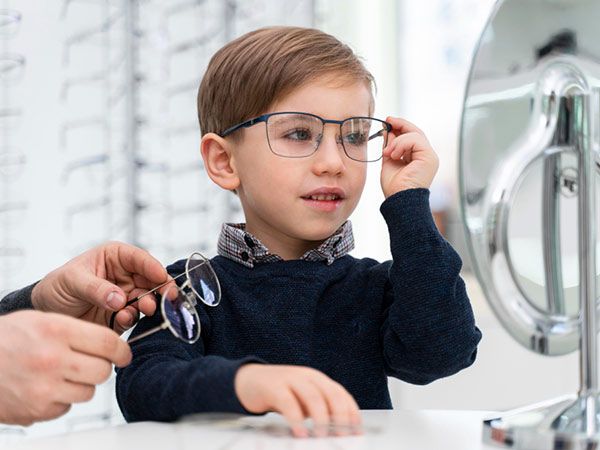 Lenti innovative per miopia bambini Serramazzoni